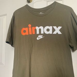 Nike Air Max Olive Green XL T Shirt